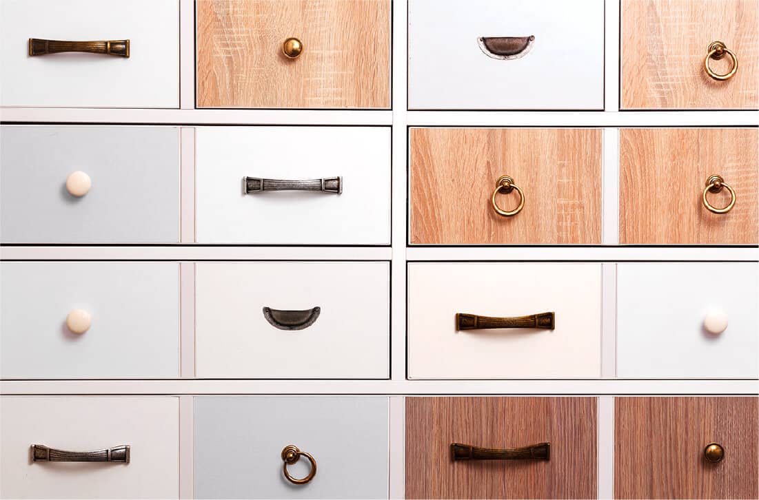 Kitchen Cabinet Hardware: How to Choose Handles and Knobs